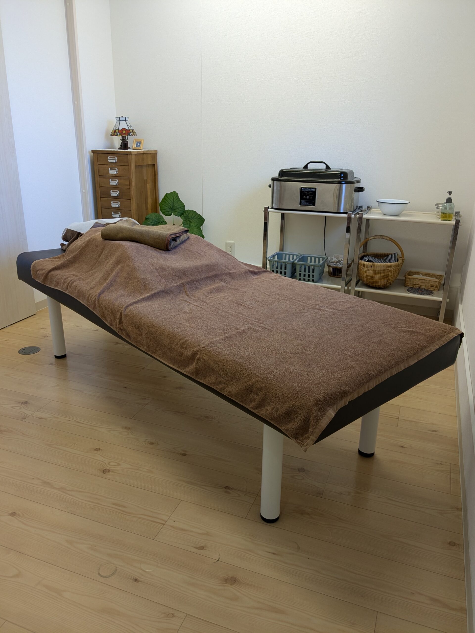 オイル/ホットストーントリートメントスペース